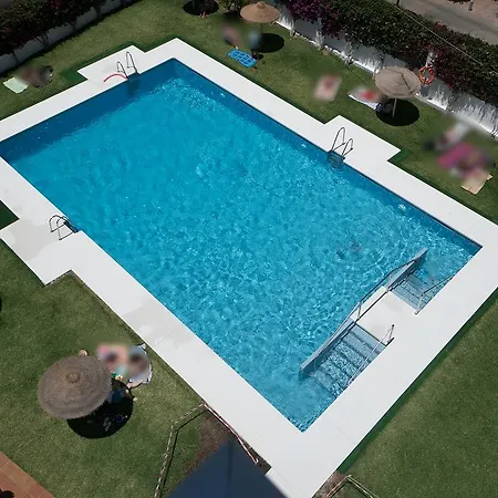 Edif. Delfin 5º1 דירה *